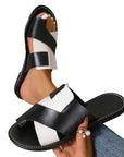 Plus Size Color Matching Toe Covering Flat Slippers