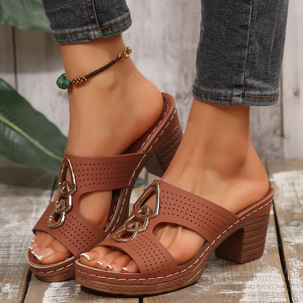 Brown wedge platform slippers for women with chunky heel and fish mouth design, perfect for casual outings.