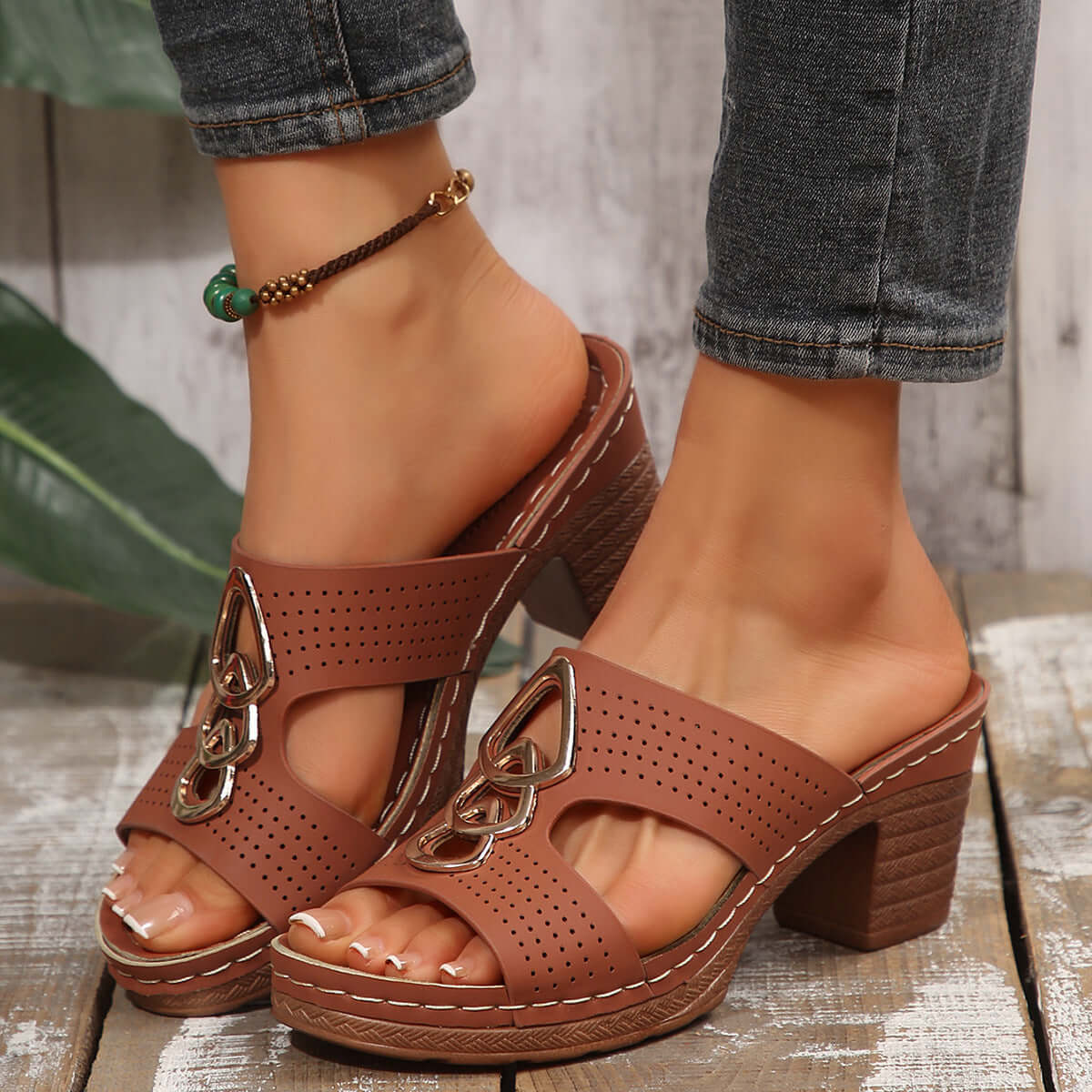 Brown wedge platform slippers for women with chunky heel and fish mouth design, perfect for casual outings.