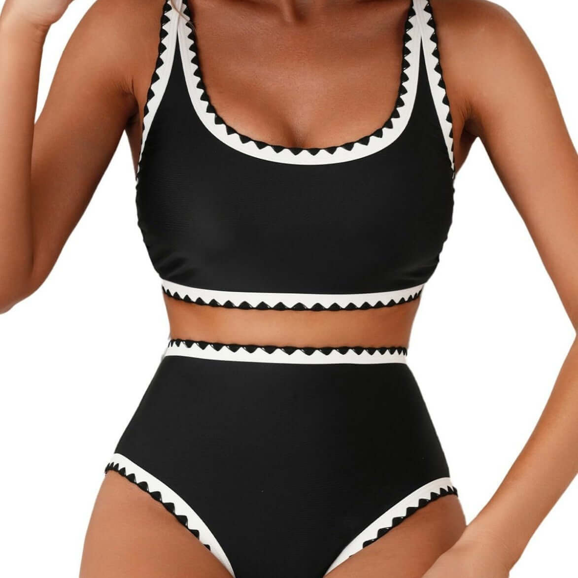 Black women's swimwear bikini with scalloped edges, perfect for swimming and wading. Available in various sizes.