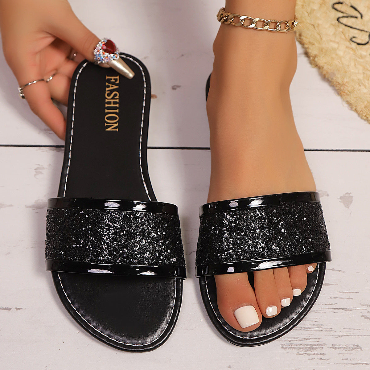 Fashion Casual Plus Size Outdoor Beach Simple Flat Slippers